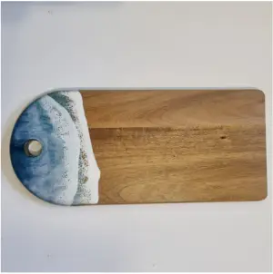 Breaking Blue waves on platter